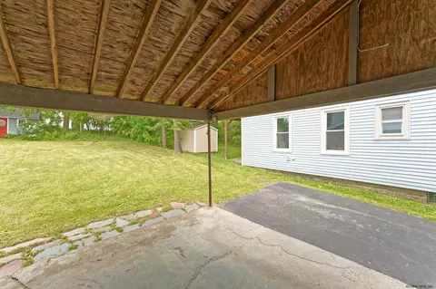 1046 Keyes Ave, Schenectady, NY 12309 photo 25