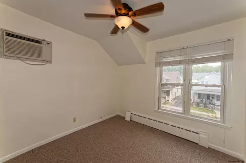 1046 Keyes Ave, Schenectady, NY 12309 photo 16