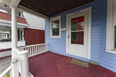 1046 Keyes Ave, Schenectady, NY 12309 photo 28