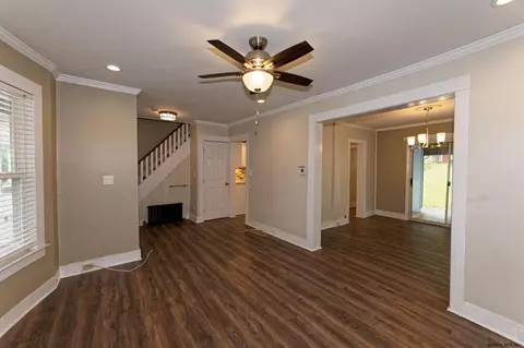 1046 Keyes Ave, Schenectady, NY 12309 photo 8
