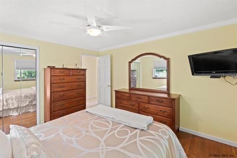 31 Fellows Rd, Halfmoon, NY 12065 photo 18