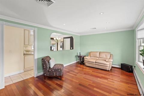 31 Fellows Rd, Halfmoon, NY 12065 photo 7
