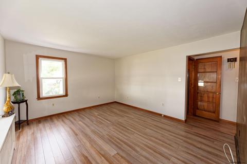 325 Eleventh St, Schenectady, NY 12306 photo 6