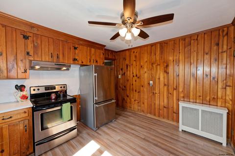 325 Eleventh St, Schenectady, NY 12306 photo 11
