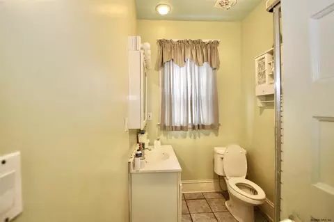 1354 Albany St, Schenectady, NY 12304 photo 14