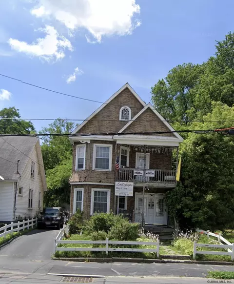 1354 Albany St, Schenectady, NY 12304 photo 1
