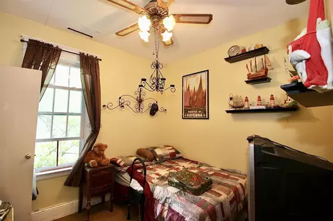 1354 Albany St, Schenectady, NY 12304 photo 31