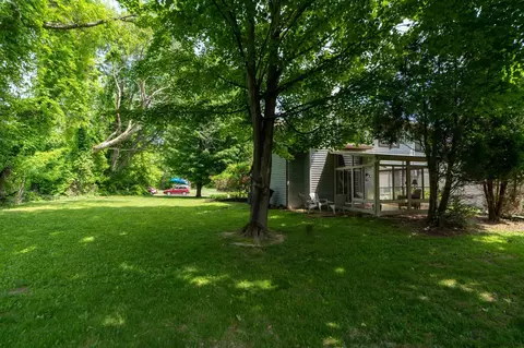 120 Meadowbrook Dr, Slingerlands, NY 12159 photo 5