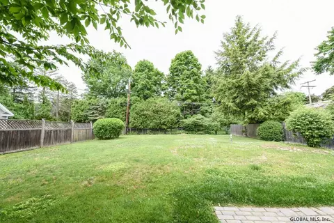 2 Brookview Ave, Delmar, NY 12054 photo 17