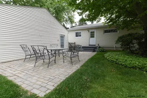 2 Brookview Ave, Delmar, NY 12054 photo 18