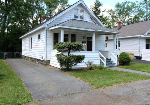 1515 Unadilla St, Schenectady, NY 12308 photo 3