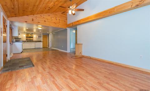 54 Union St, Broadalbin, NY 12025 photo 3