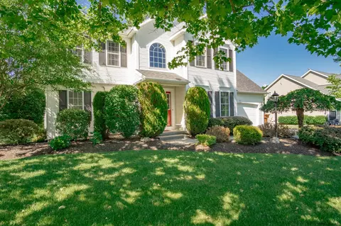 6 Reynolds Ct, Delmar, NY 12054 photo 2