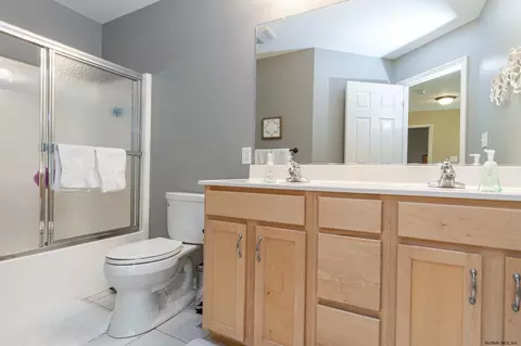 6 Reynolds Ct, Delmar, NY 12054 photo 36
