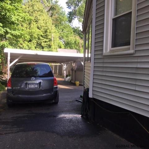 1015 Mcclellan St, Schenectady, NY 12309 photo 7