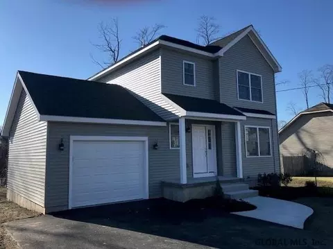 2828 Olean St, Schenectady, NY 12306 photo 1