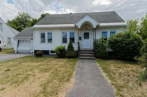 1601 Bernice St, Schenectady, NY 12303 photo 1