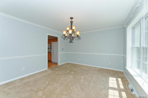 2 Montery Rd, Schenectady, NY 12303 photo 18
