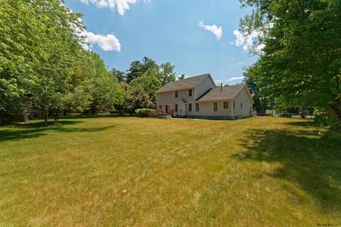 2 Montery Rd, Schenectady, NY 12303 photo 3