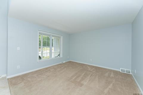 2 Montery Rd, Schenectady, NY 12303 photo 25