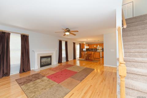 2 Montery Rd, Schenectady, NY 12303 photo 9