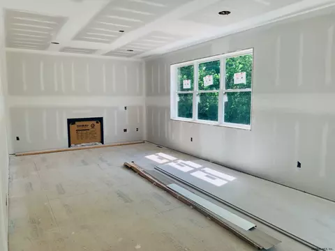 320 Ferris Rd, Schenectady, NY 12304 photo 17