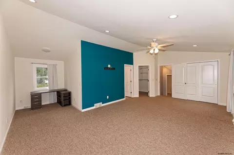 1035 Bill Rd, Schenectady, NY 12303 photo 23