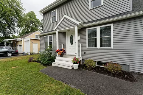 1035 Bill Rd, Schenectady, NY 12303 photo 5