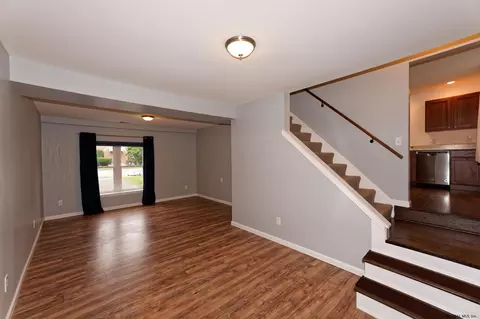 1035 Bill Rd, Schenectady, NY 12303 photo 18