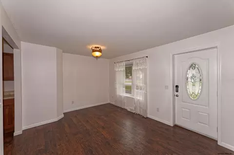 1035 Bill Rd, Schenectady, NY 12303 photo 10