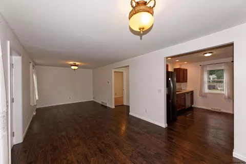1035 Bill Rd, Schenectady, NY 12303 photo 12