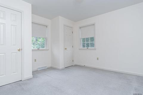 5 Hillock Ct, Schenectady, NY 12302 photo 25