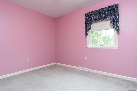 5 Hillock Ct, Schenectady, NY 12302 photo 23