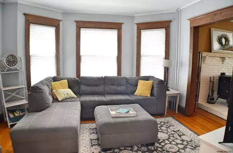 1066 Waverly Pl, Schenectady, NY 12308 photo 30