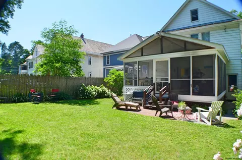 1066 Waverly Pl, Schenectady, NY 12308 photo 49
