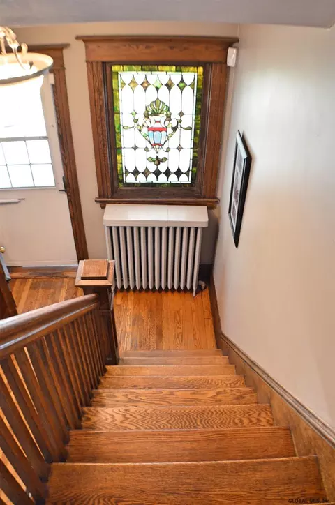 1066 Waverly Pl, Schenectady, NY 12308 photo 11