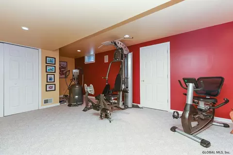 11 Barrington Ct, Delmar, NY 12054 photo 42