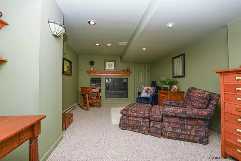 11 Barrington Ct, Delmar, NY 12054 photo 43