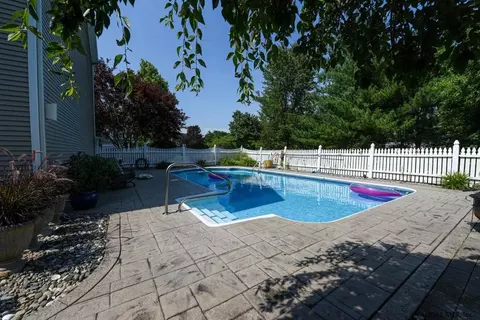 11 Barrington Ct, Delmar, NY 12054 photo 49