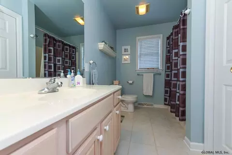 11 Barrington Ct, Delmar, NY 12054 photo 36