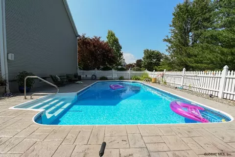 11 Barrington Ct, Delmar, NY 12054 photo 51