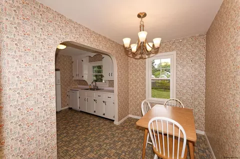 313 Elder St, Schenectady, NY 12304 photo 5