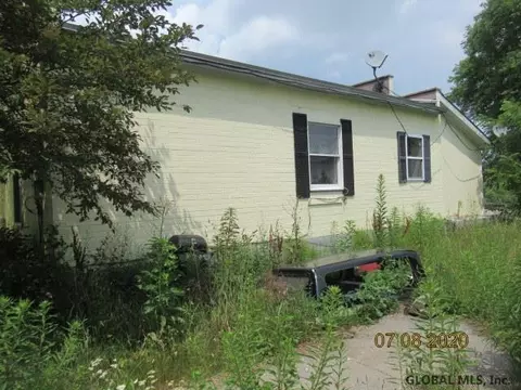 22 Neddo St, Whitehall, NY 12887 photo 6