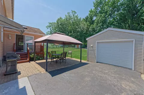 1005 Anthony Dr, Schenectady, NY 12303 photo 38