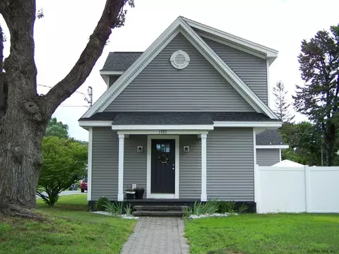 1383 Fern Ave, Schenectady, NY 12306 photo 3