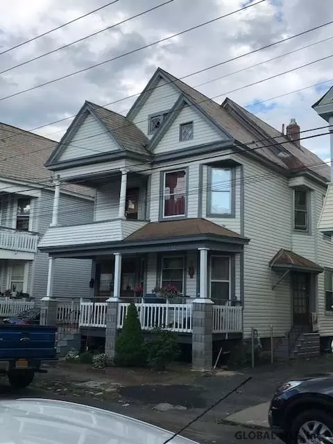 42 Elder St, Schenectady, NY 12304 photo 3
