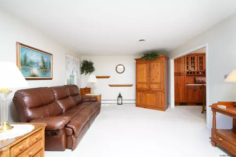 79 Brookview Ave, Delmar, NY 12054 photo 4