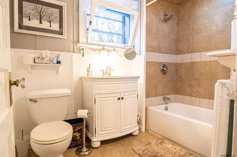 1085 Ardsley Rd, Schenectady, NY 12308 photo 26