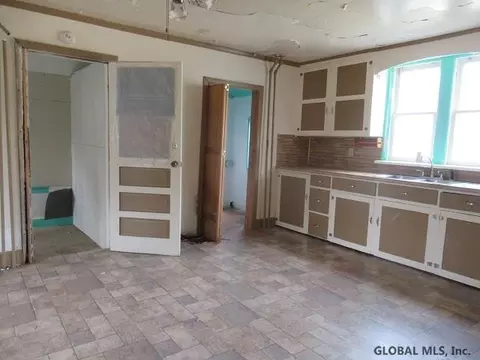 1741 Avenue A, Schenectady, NY 12308 photo 6