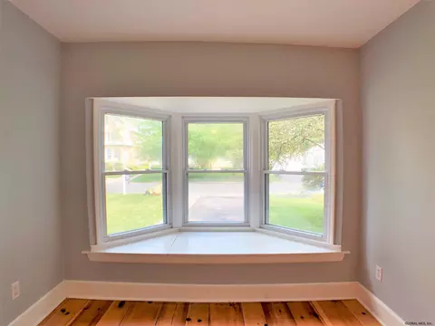 1309 Keyes Ave, Schenectady, NY 12309 photo 29